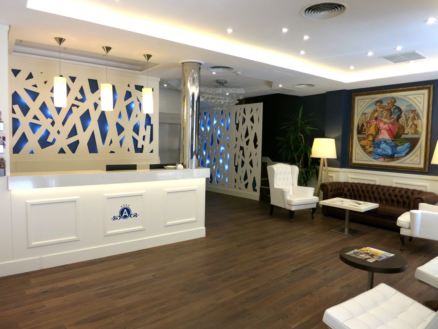 Hotel Boutique Atrio 4*