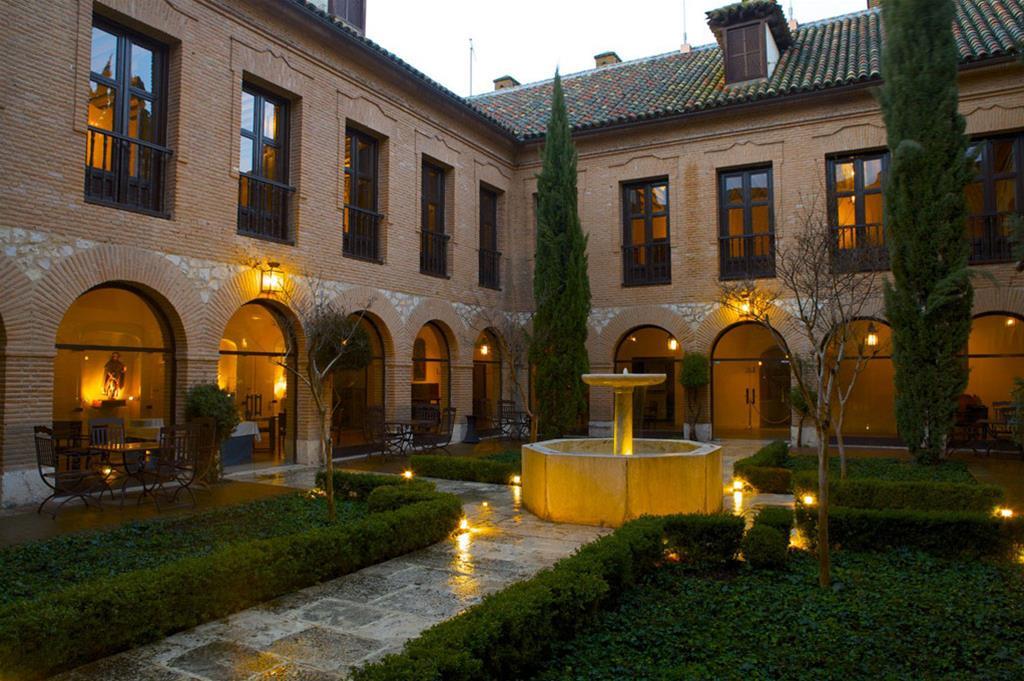 Hotel De 4*