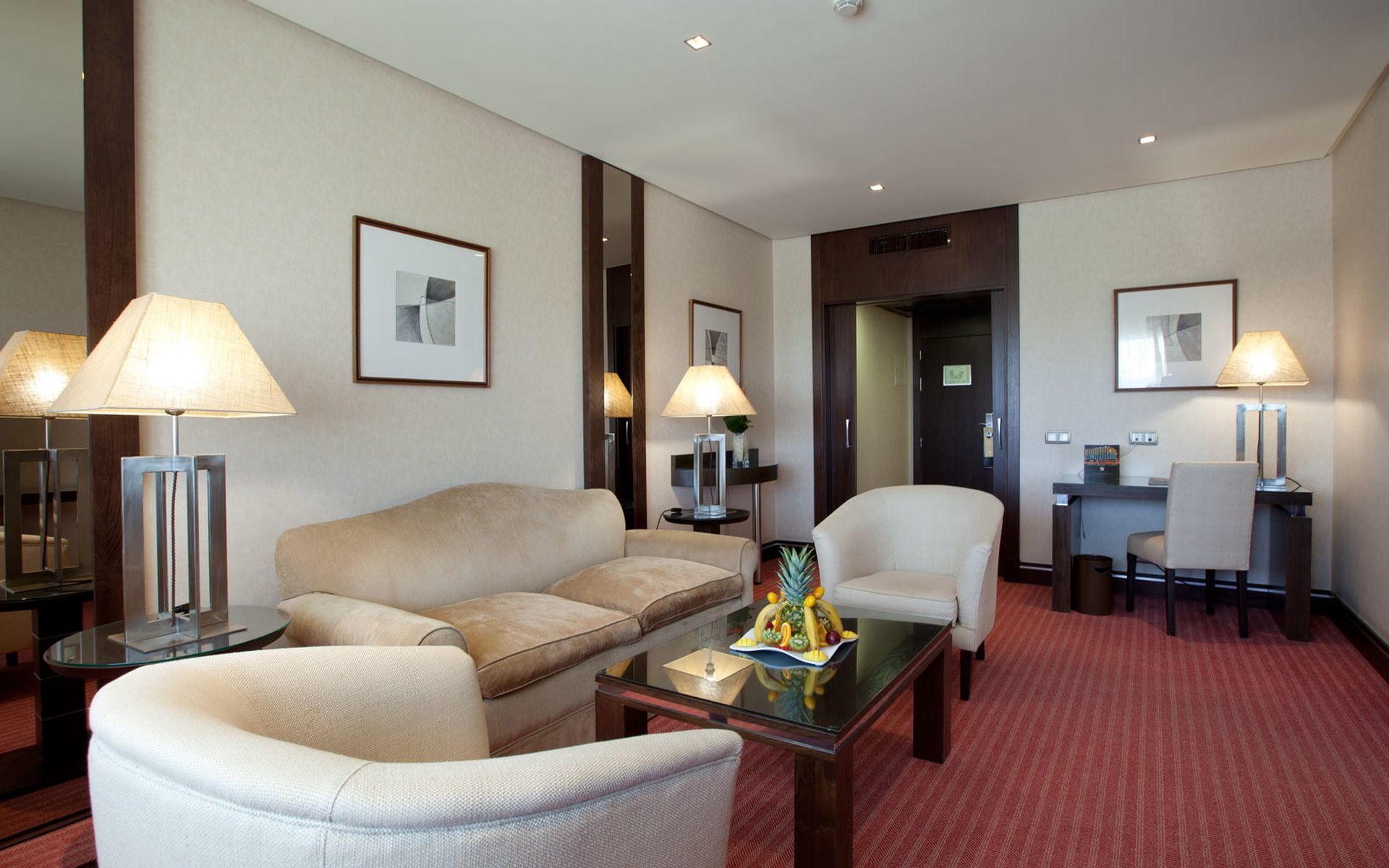 Hotel Center 4*