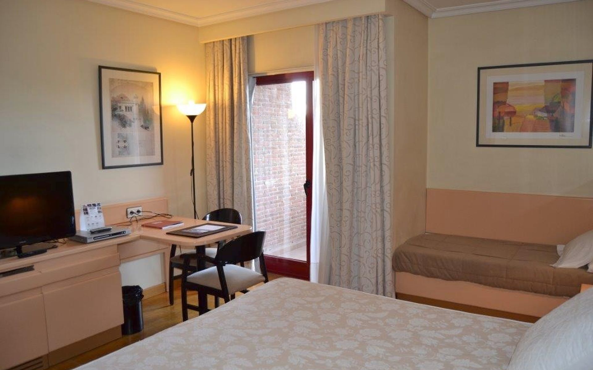 Hotel Parquesur