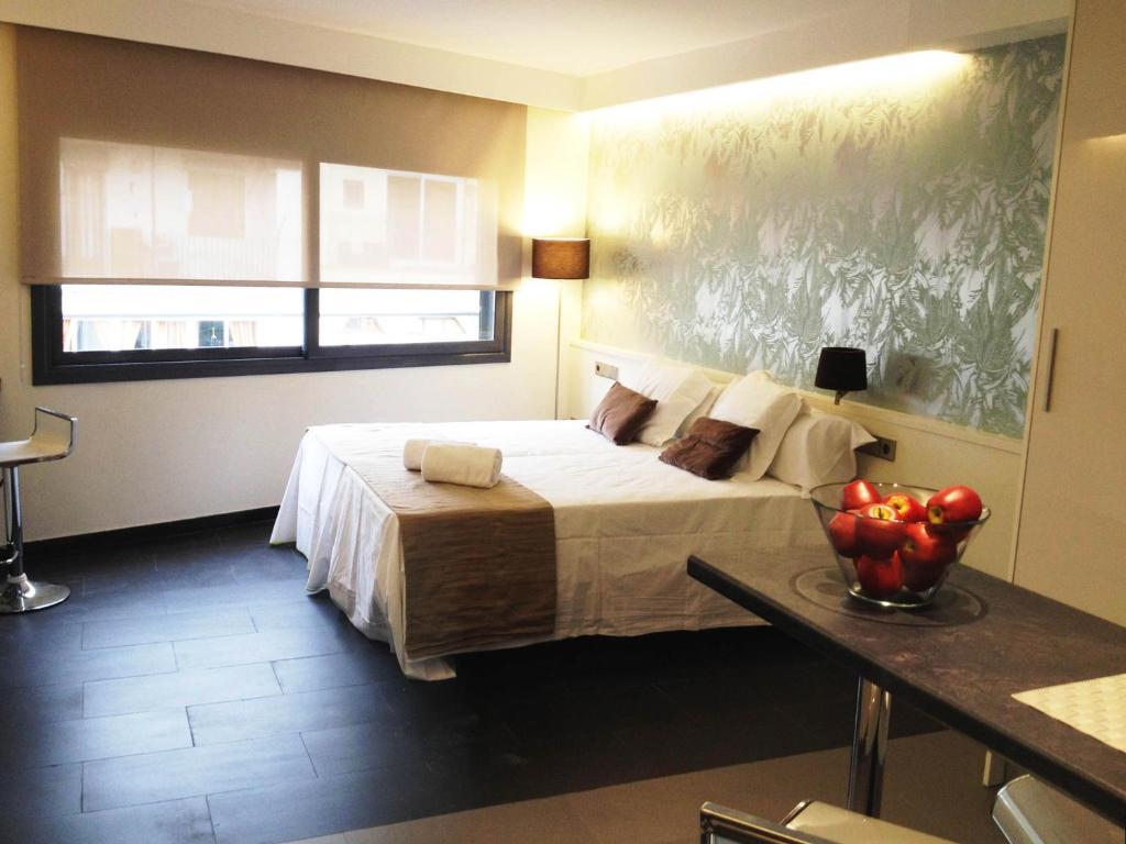 Barcelona Fifteen Central Aparthotel 2*