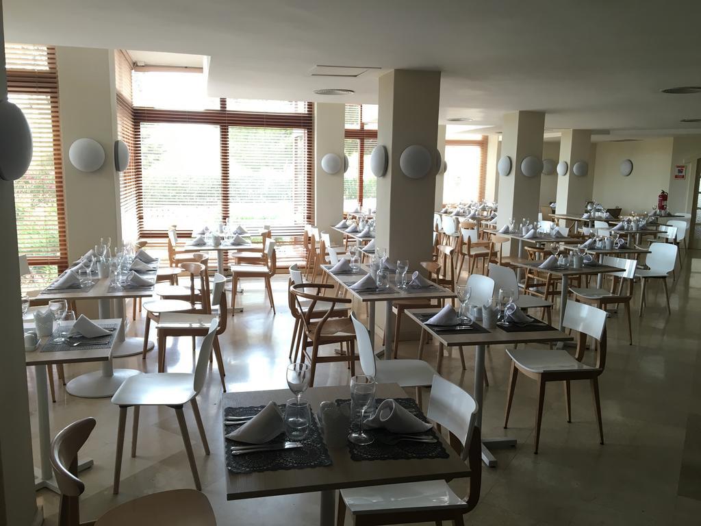 Hotel Tres Torres 4*
