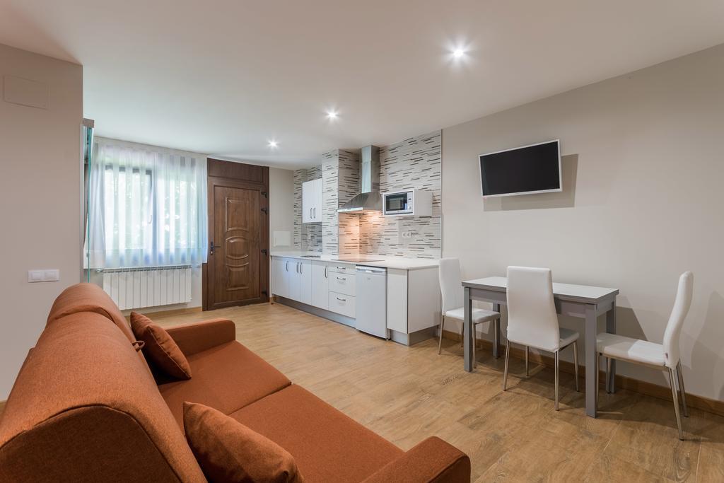 Apartamentos La Bolera Isla