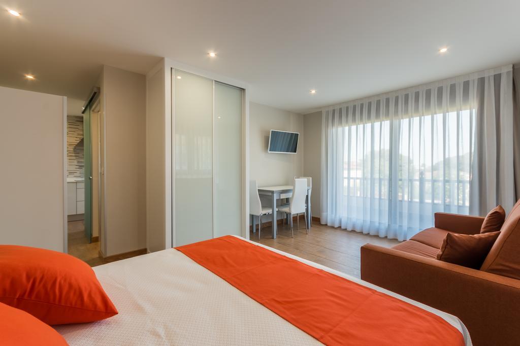 Apartamentos La Bolera Isla