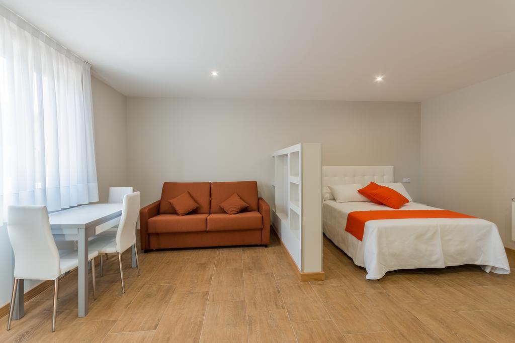 Apartamentos La Bolera Isla