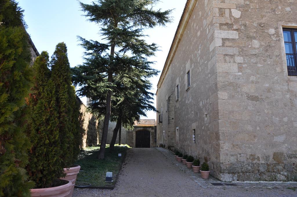 Palacio De Montarco
