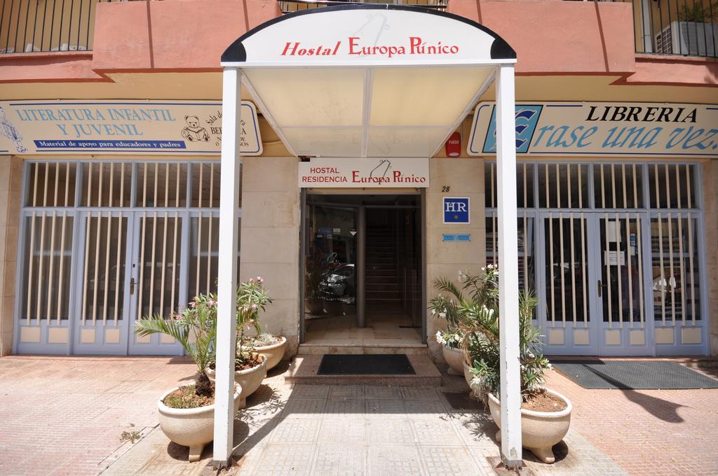 Pensión Residencia Europa Punico