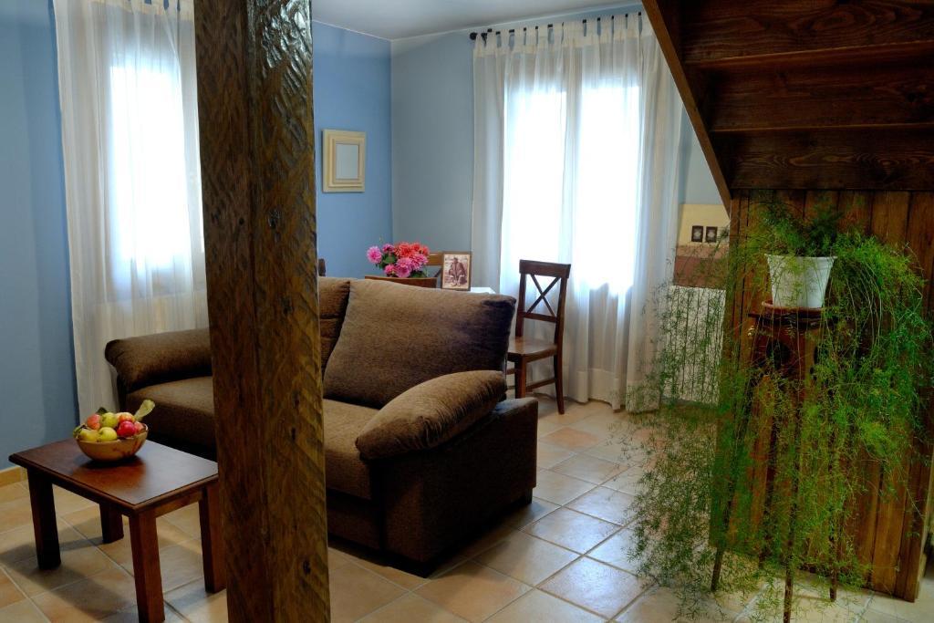 Apartment La Borda De Marco Gavin