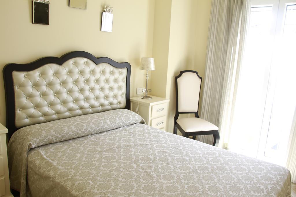 Guest house Flor De Lis- Lojo