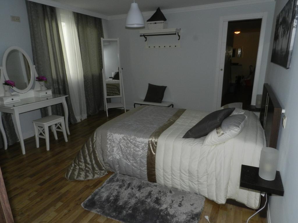 Apartment Sweet *