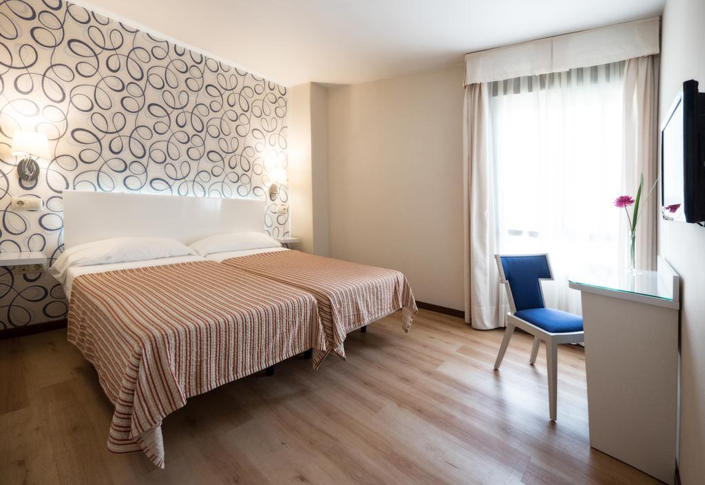 Hotel Plaza Santa Lucía 3*