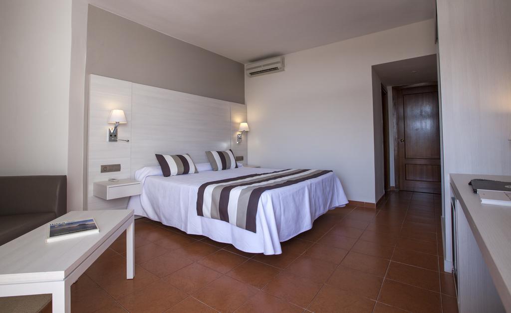 Hotel Tres Torres