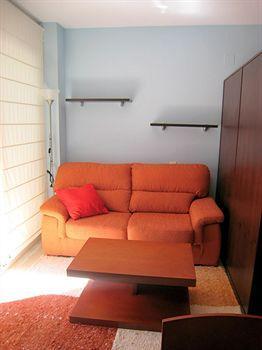 Caru Castelldefels