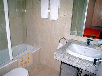 Caru Castelldefels