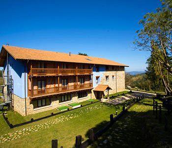 Hotel Txaraka 2*