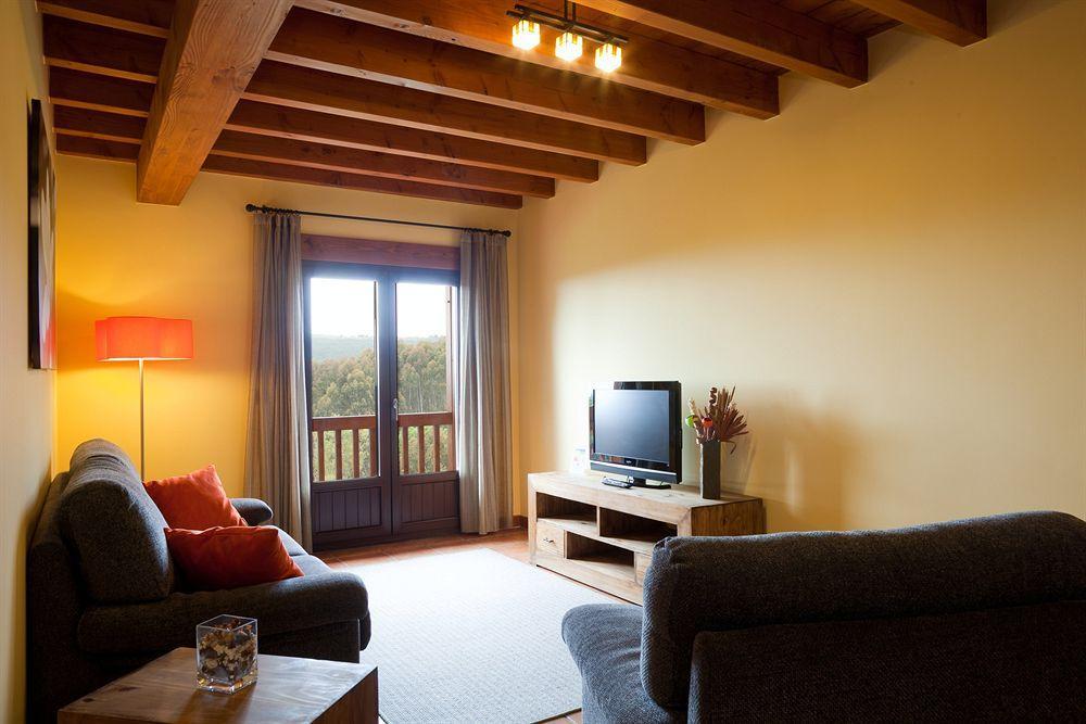 Hotel Txaraka