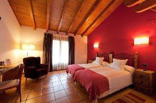 Hotel Txaraka