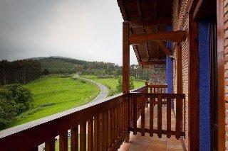 Hotel Txaraka 2*