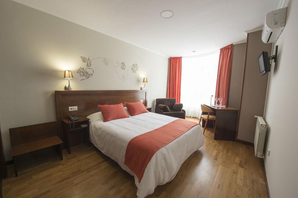Hotel Turisticos Insua 4*