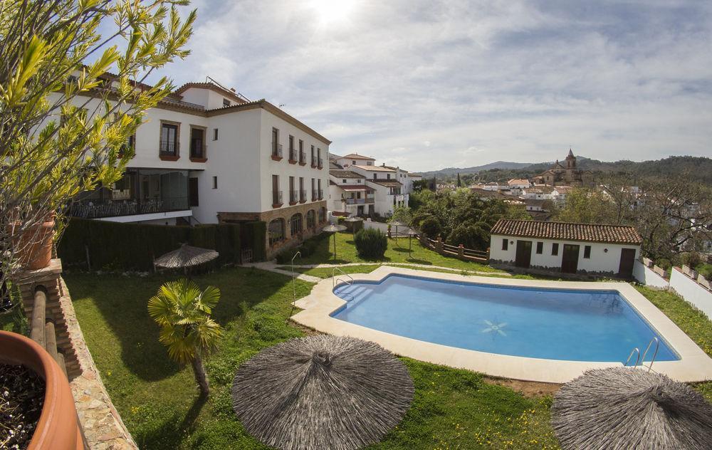 Apartahotel Rural 12 Caños Galaroza