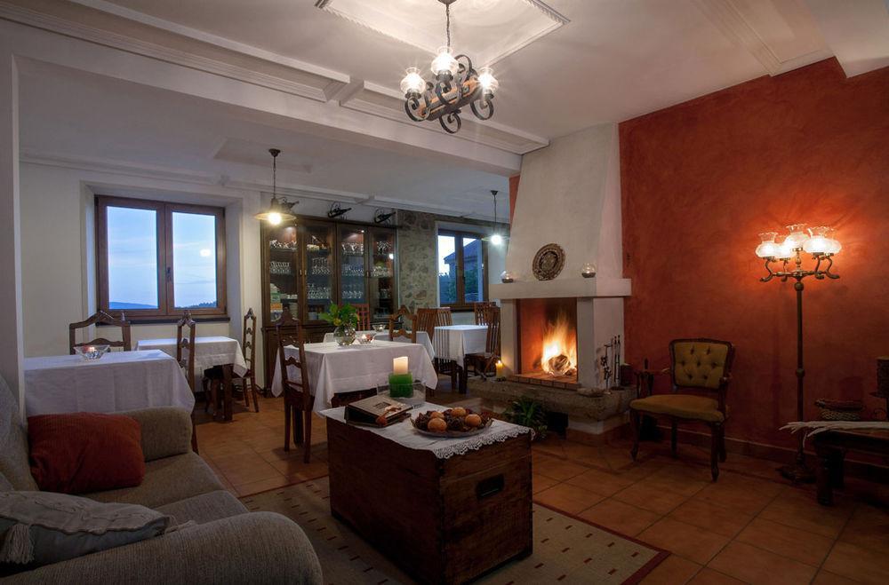 Casa Fontequeiroso