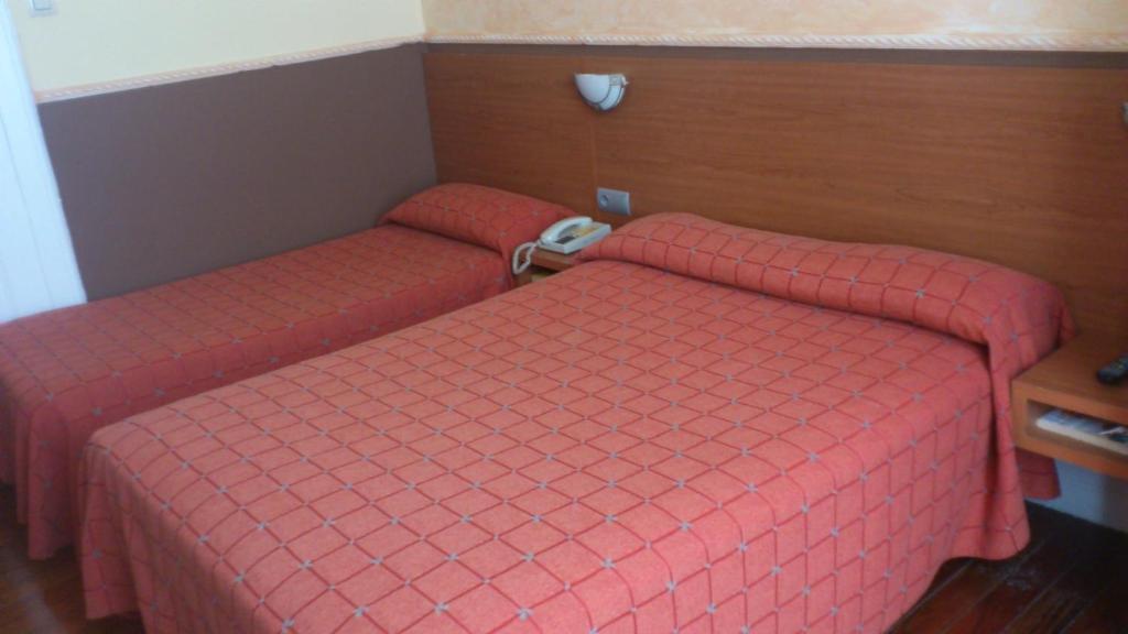 Hotel Aguila *