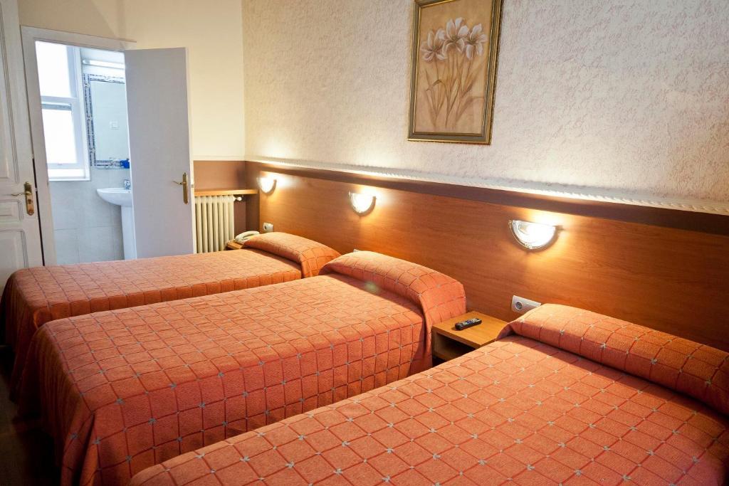 Hotel Aguila *