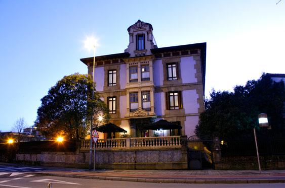 Hotel Olajauregi 3*