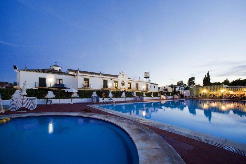 Globales Pueblo Andaluz San Pedro de Alcántara