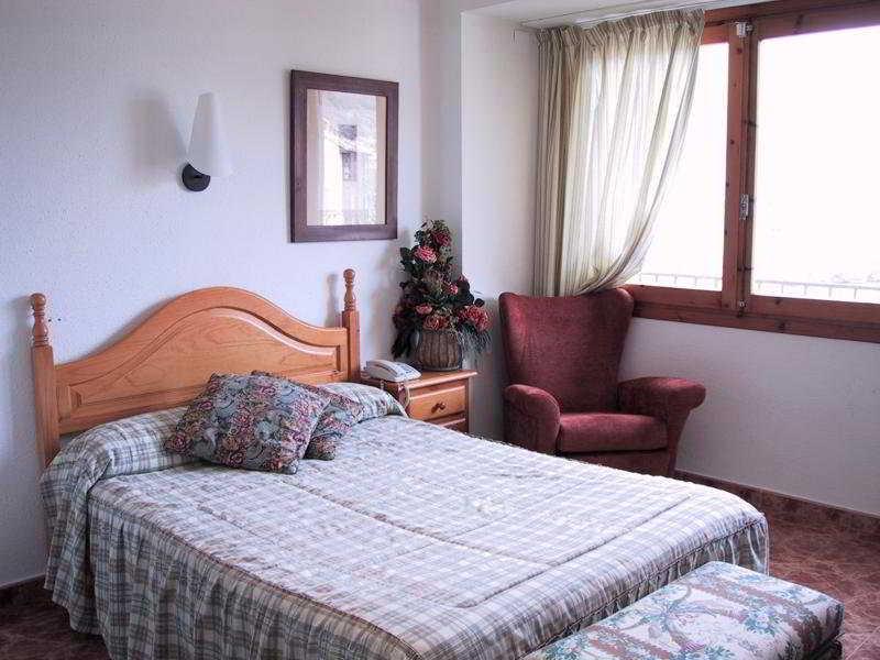 Sanchez Hotel