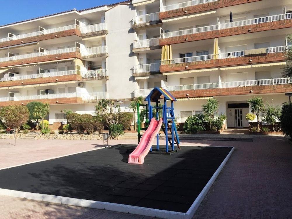 Ar Lotus Apts. Hotel