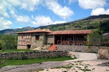 Casas Rurales Las Praderas Country house Poyales Del Hoyo