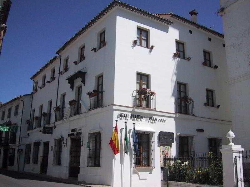 Hotel Puerta De La 4*