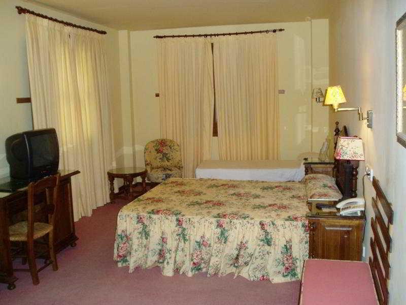 Puerta De La Hotel 4*