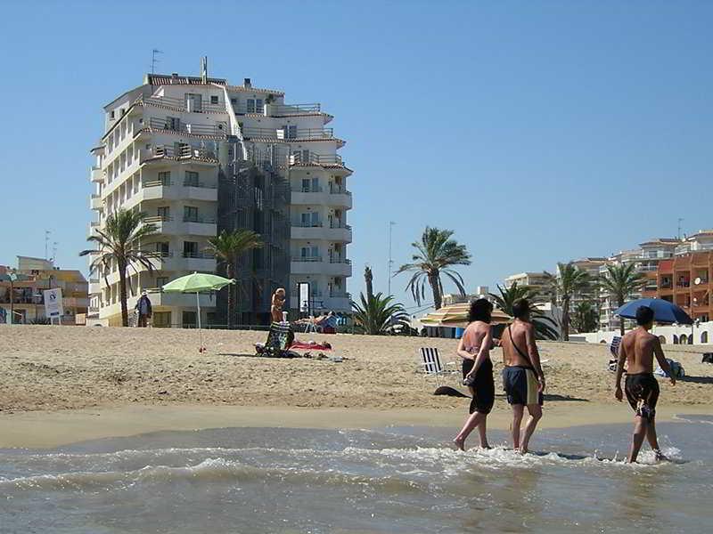 Sunday's Peniscola