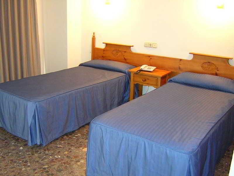 Hotel Sunday's 2*