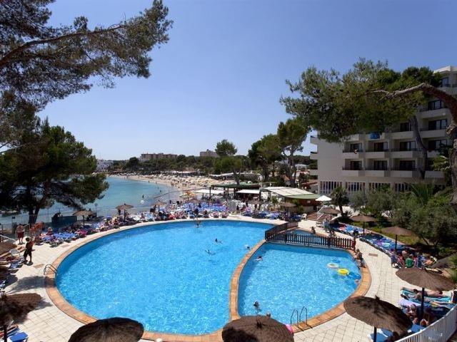 Leonardo Santa Eulalia Apartment