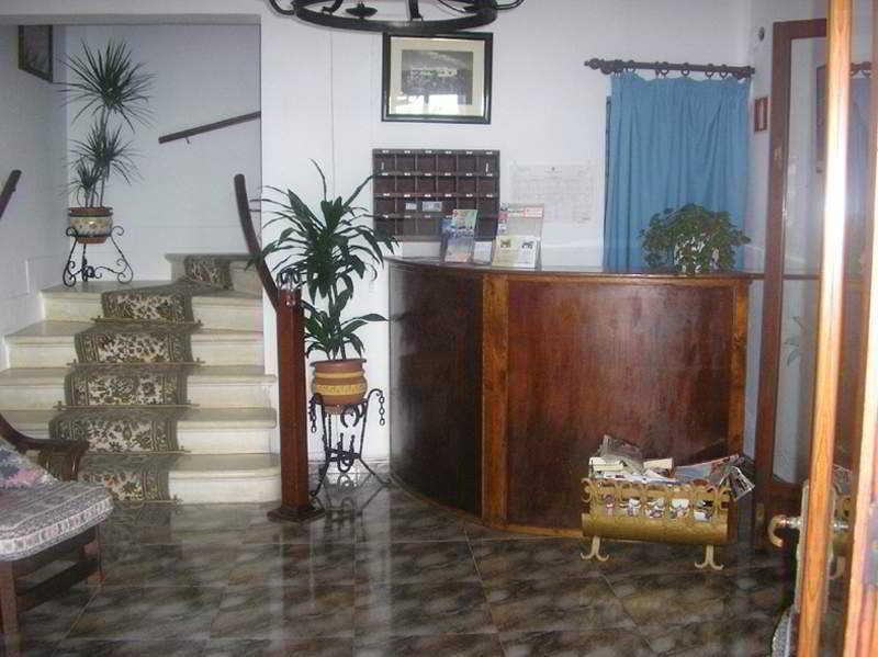 Hotel Oasis D'or 2*