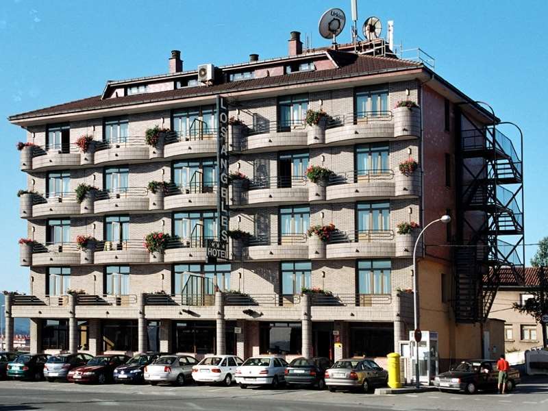 Angeles Hotel