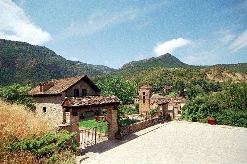 Hotel Rural El Mirador De Pirineos 4*