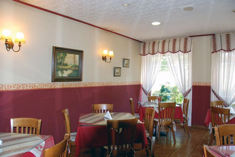 America Hotel 2*