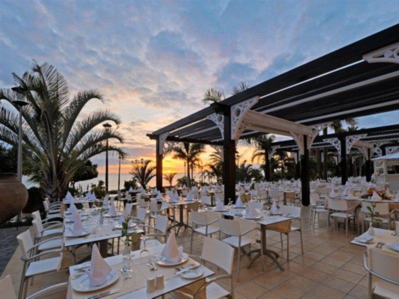 Adrián Roca Nivaria Hotel