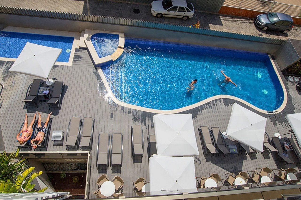Rh Aura 4* Vinarós