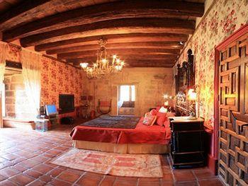 Rural Castillo De 5*