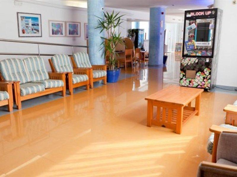 Vibra Tivoli Apartahotel