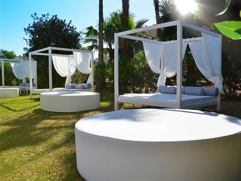 Vibra Tivoli Apartahotel