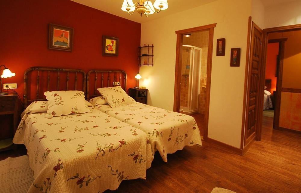 La Pumarada De Limes I Country house *