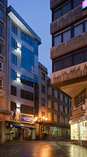 Duerming Longoria Plaza 3*