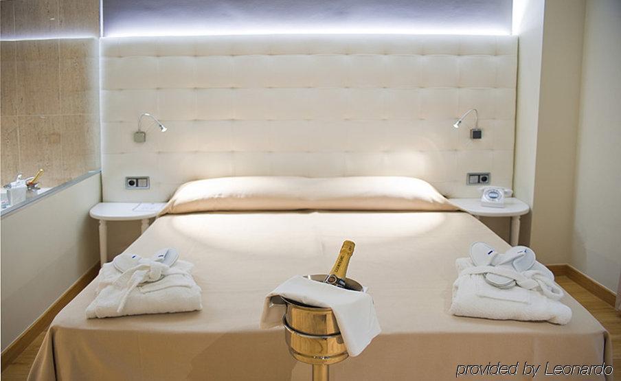 Duerming Longoria Plaza 3* Oviedo