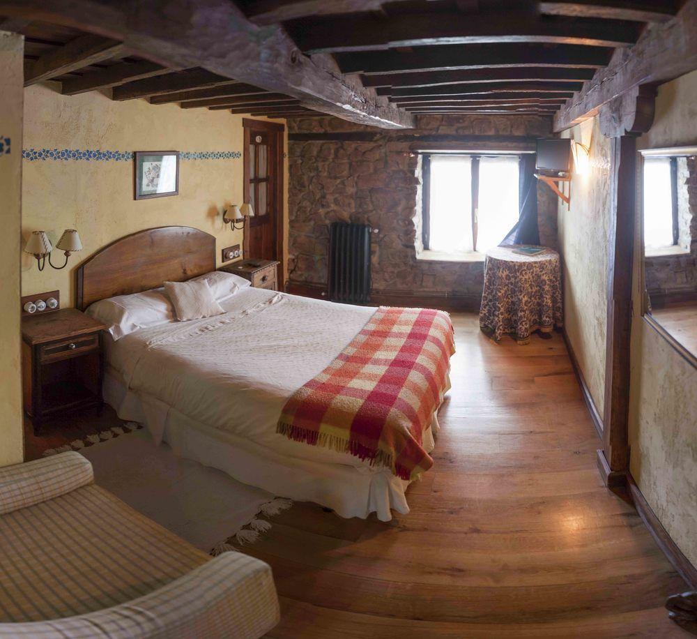 La Trebede Inn 2*